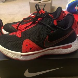 Pg 4 bred size 10